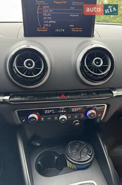 Седан Audi A3 2013 в 
