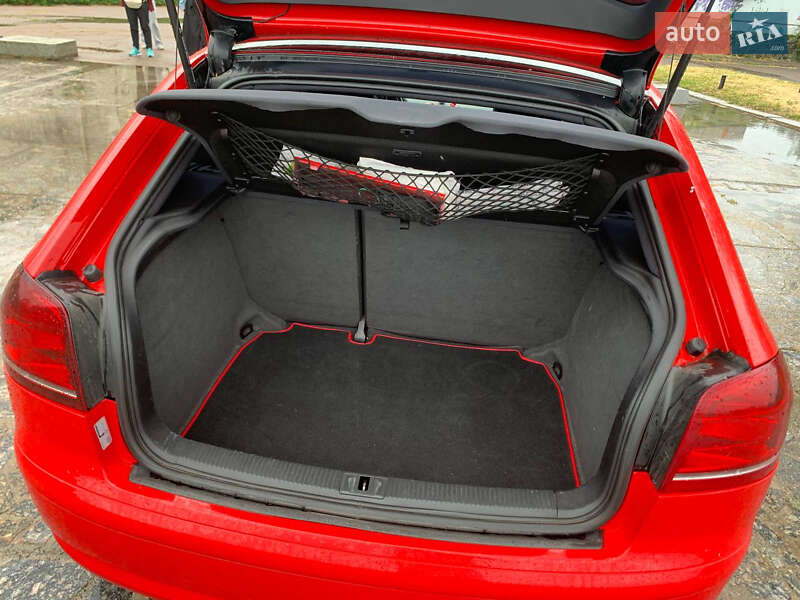 Хэтчбек Audi A3 2004 в Черкассах