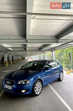 Хэтчбек Audi A3 2008 в 