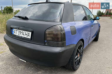 Хэтчбек Audi A3 1998 в 