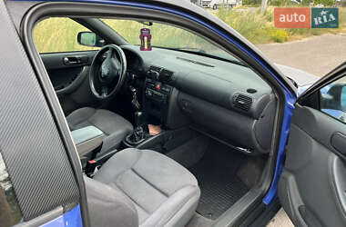 Хэтчбек Audi A3 1998 в 
