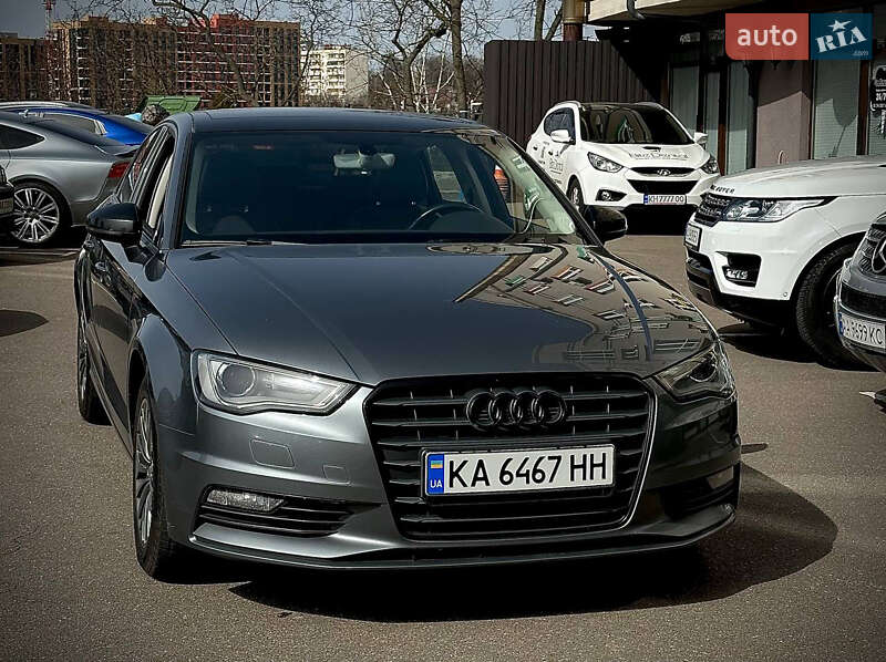 Седан Audi A3 2016 в Києві