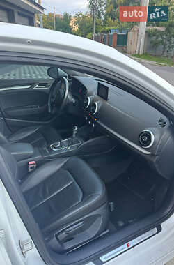 Седан Audi A3 2016 в 