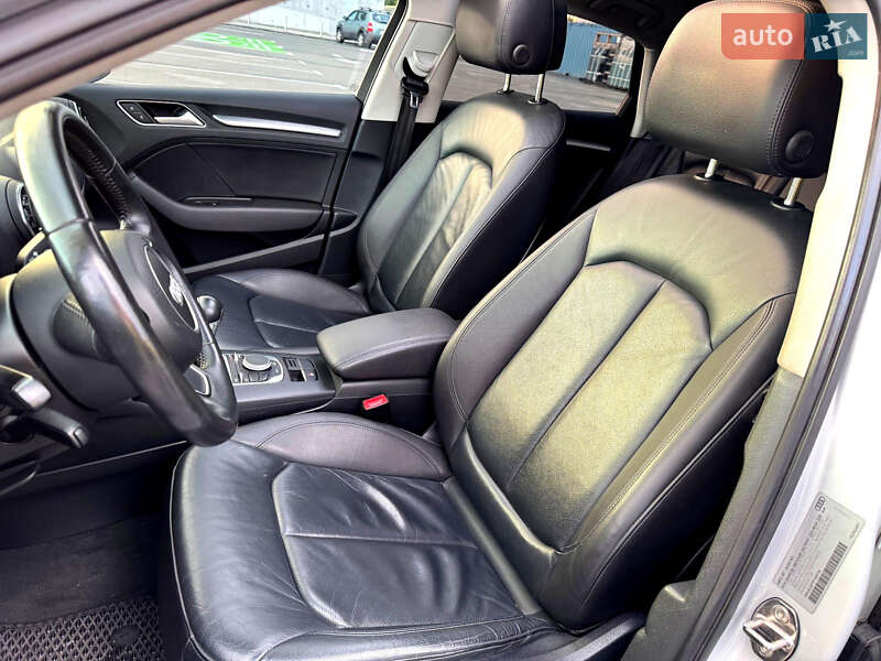 Седан Audi A3 2014 в Ирпене