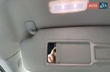 Хетчбек Audi A3 2015 в 