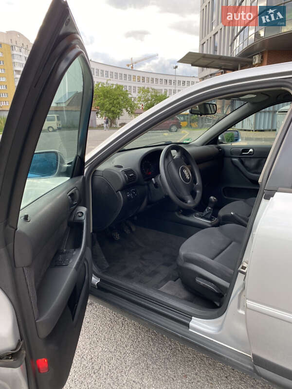Хэтчбек Audi A3 2000 в Львове