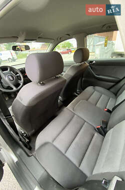 Хэтчбек Audi A3 2000 в 