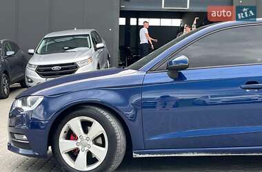 Хэтчбек Audi A3 2016 в 