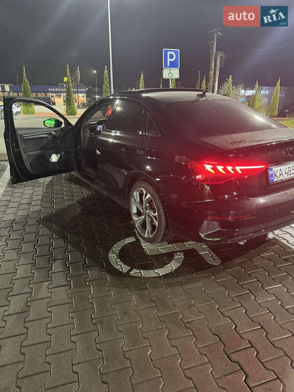 Седан Audi A3 2021 в Киеве