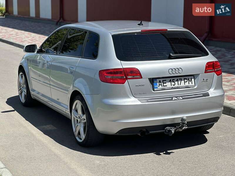 Хэтчбек Audi A3 2011 в Днепре
