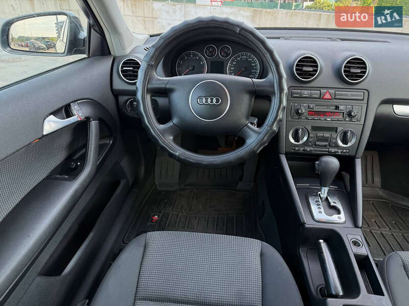 Хэтчбек Audi A3 2005 в Киеве