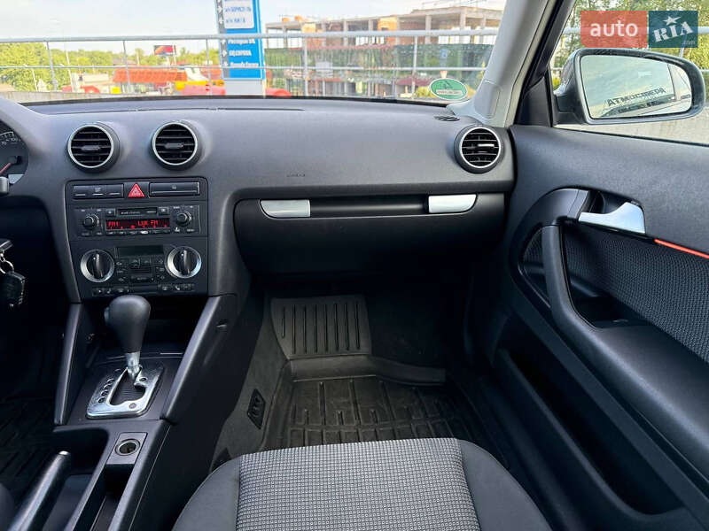 Хэтчбек Audi A3 2005 в Киеве
