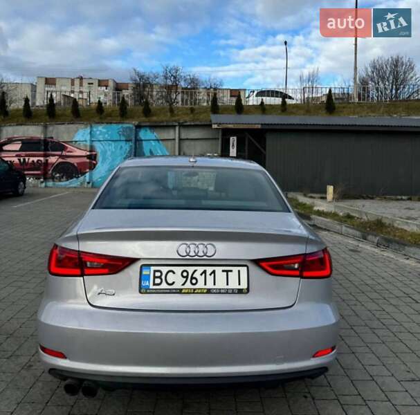 Седан Audi A3 2014 в Львове