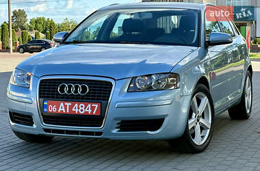 Хэтчбек Audi A3 2006 в 