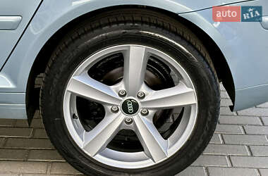 Хэтчбек Audi A3 2006 в 