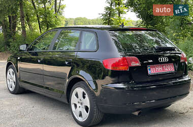 Хэтчбек Audi A3 2006 в 