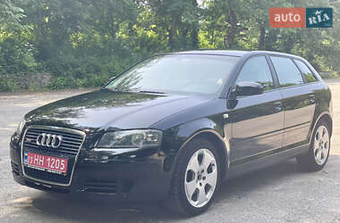 Хэтчбек Audi A3 2006 в 