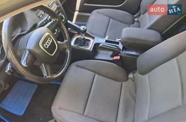 Хэтчбек Audi A3 2005 в 