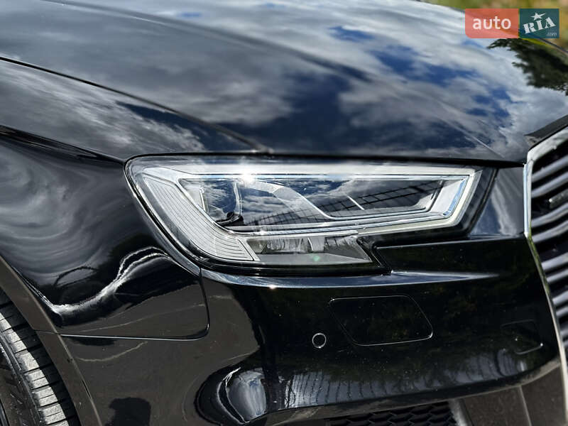 Седан Audi A3 2019 в Киеве