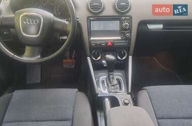 Хэтчбек Audi A3 2007 в 