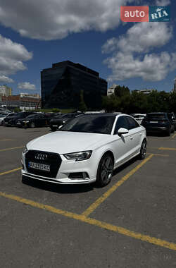 Седан Audi A3 2018 в 