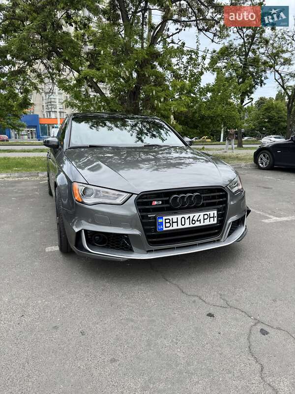 Седан Audi A3 2016 в 