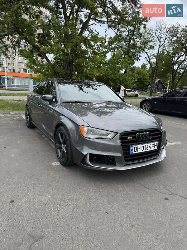 Седан Audi A3 2016 в Одессе