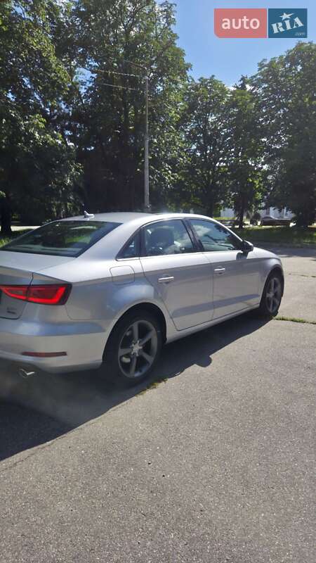 Седан Audi A3 2014 в Желтых Водах