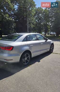 Седан Audi A3 2014 в 