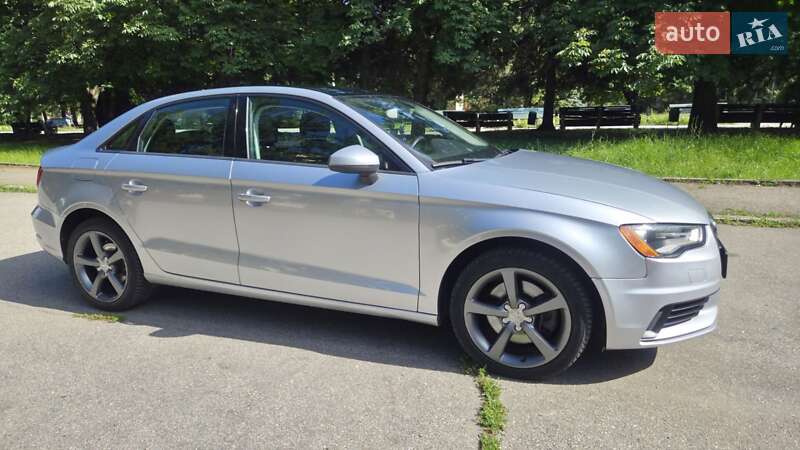 Седан Audi A3 2014 в Желтых Водах