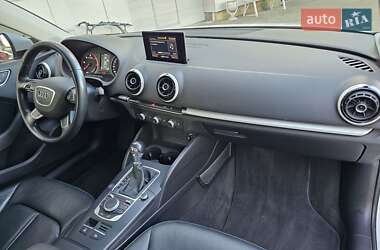 Седан Audi A3 2015 в 