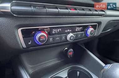 Хэтчбек Audi A3 2016 в 