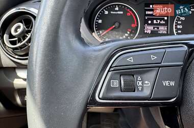 Хэтчбек Audi A3 2015 в 