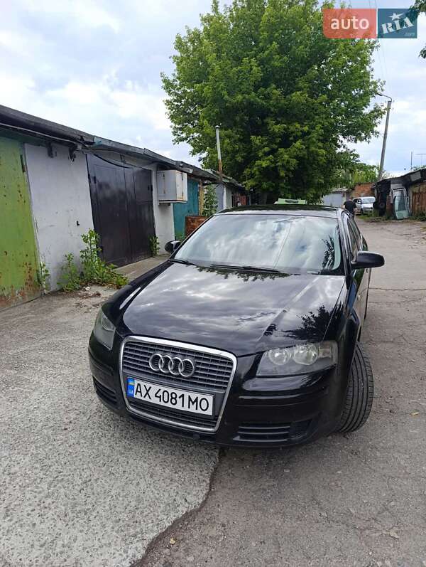 Хэтчбек Audi A3 2007 в 