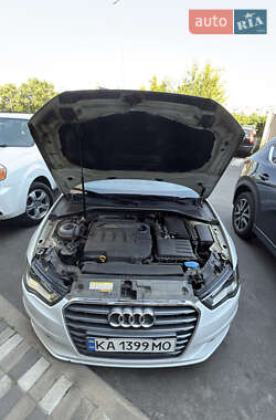 Седан Audi A3 2015 в 