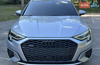 Седан Audi A3 2023 в 
