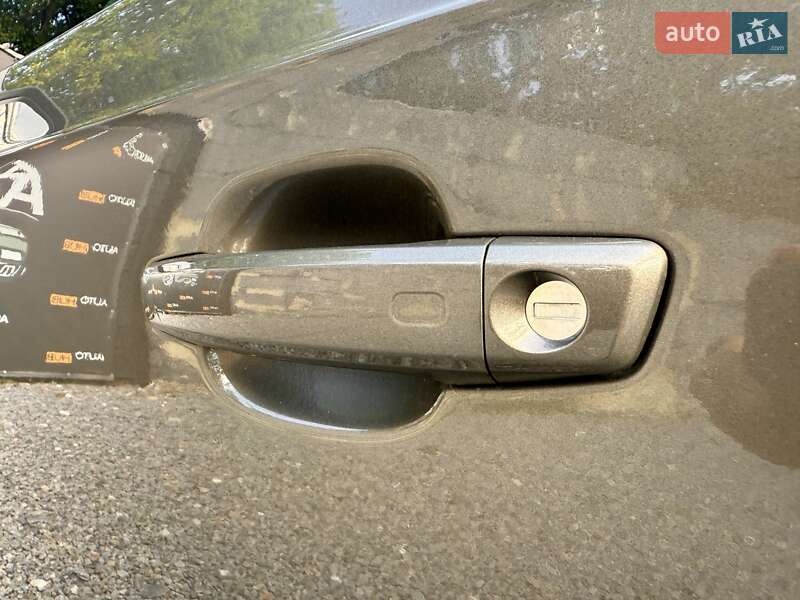 Хэтчбек Audi A3 2016 в Харькове