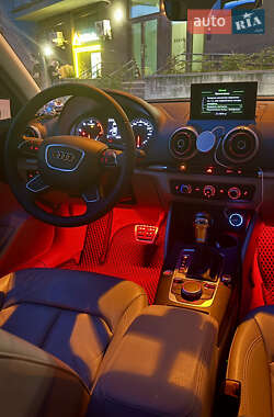 Седан Audi A3 2015 в 