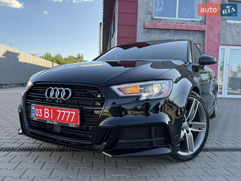 Седан Audi A3 2018 в Лубнах