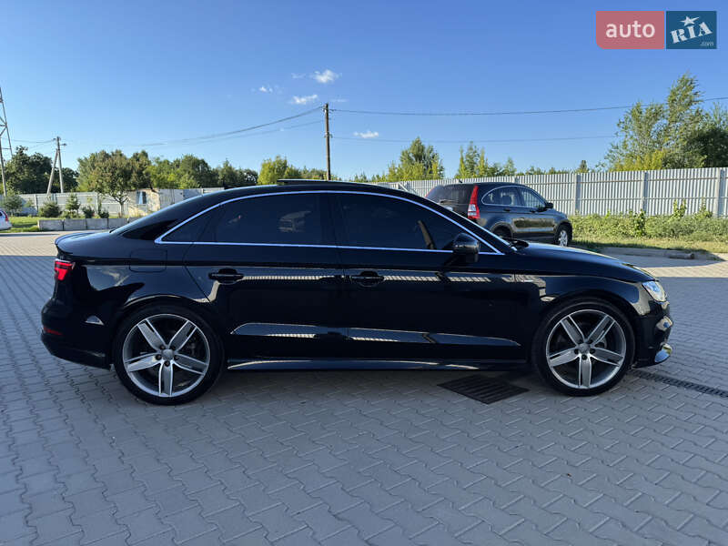 Седан Audi A3 2018 в Лубнах