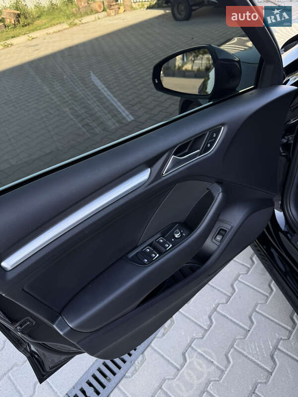 Седан Audi A3 2018 в Лубнах