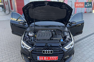 Седан Audi A3 2018 в 