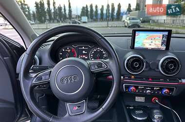 Седан Audi A3 2016 в 