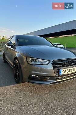 Седан Audi A3 2016 в 