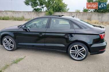 Седан Audi A3 2016 в Одессе