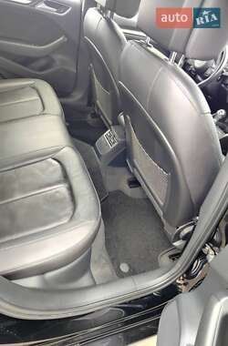 Седан Audi A3 2016 в 