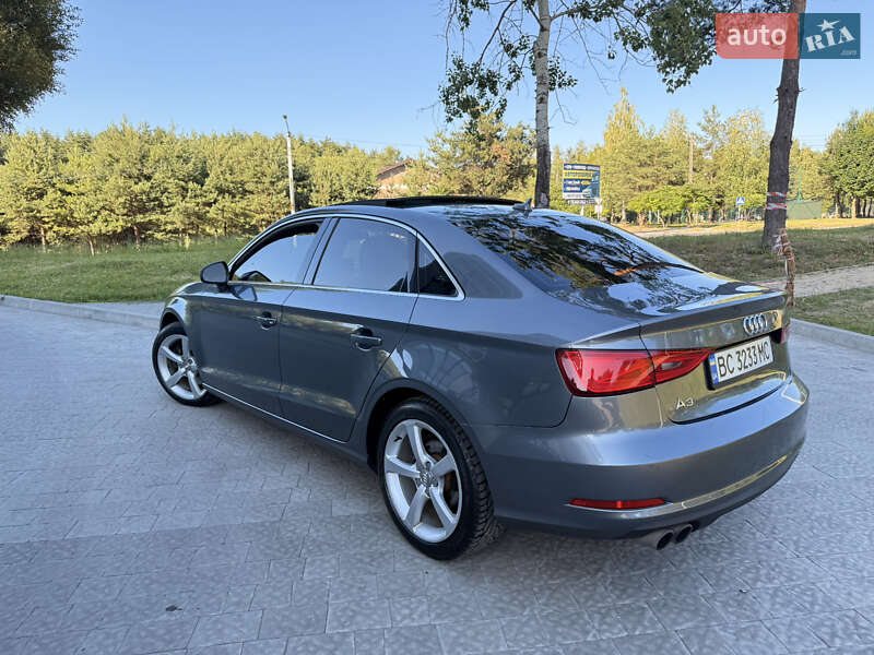 Седан Audi A3 2014 в Новояворовске