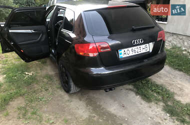 Хэтчбек Audi A3 2005 в 
