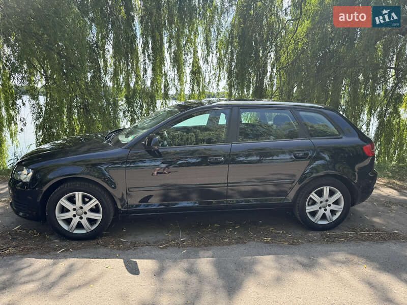 Хэтчбек Audi A3 2009 в Млинове