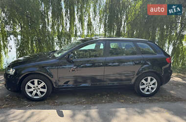 Хэтчбек Audi A3 2009 в 
